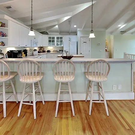 203 Butler Avenue By Tybee Vacation Rentals-3